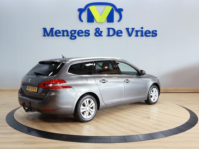 Peugeot 308 SW 1.2 PureTech Blue Lease Premium Airco ECC | LED | Trekhaak | Panorama | Cruise Control | Navigatie | Isofix | NAP