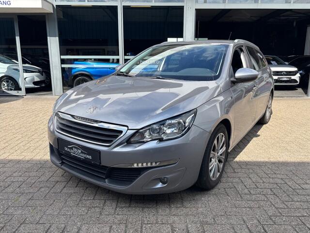 Peugeot 308 1.2 PURETECH STYLE 110 PK NAVI AIRCO/ECC PDC