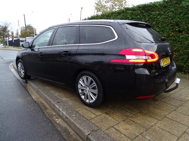 Peugeot 308 1.2 PT BLUE L. PR 130 Pk-Leer-Clima-Navi-Blth-Media-Trkh