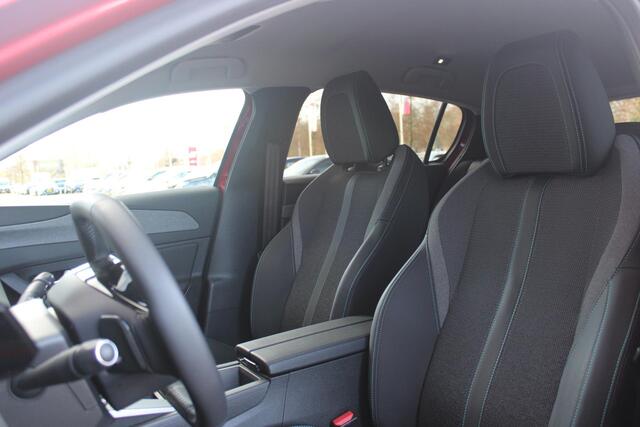 Peugeot 308 1.2 Hybrid 145PK E-DCS6 Allure | KEYLESS ENTRY/START | DRAADLOZE APPLE CARPLAY/ANDROID AUTO | NAVIGATIE | CLIMATE CONTROL | LICHTMETALEN VELGEN 17" | LED KOPLAMPEN | ACHTERUITRIJCAMERAA | ADAPTIVE CRUISE CONTROL | DRAADLOZE TELEFOONLADER |