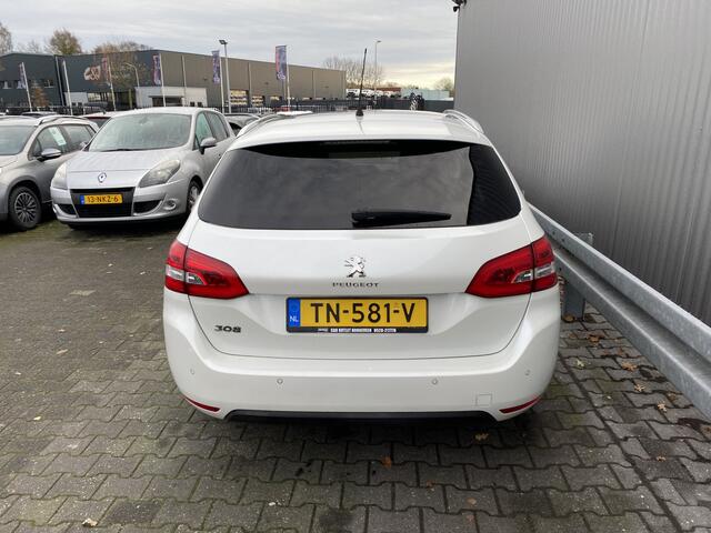 Peugeot 308 SW 1.2 PureTech Blue Lease Executive 168Dkm.NAP, Clima, Navi, Pano, CC, PDC, LM, nw. APK - Inruil Mogelijk -