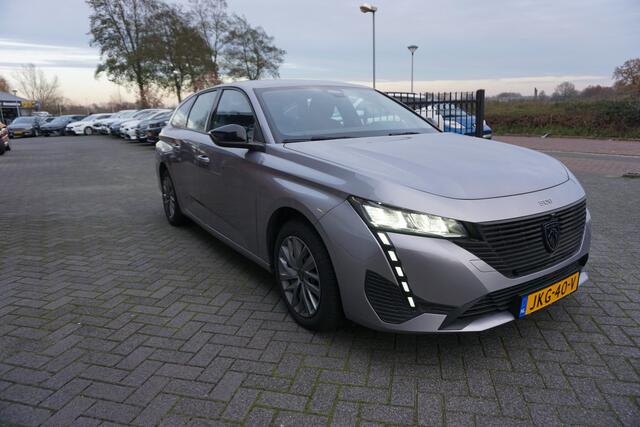 Peugeot 308 SW 1.2 PURETECH NOV 2022 ANDROID-APPLECARPLAY NAVI DIGITALE COCKPIT FULL LED 4X ALL SEASON BANDEN ECC AIRCO CRUISECONTROL RIJSTROOKSENSOR BLUETOOTH PARKEERSENSOREN ENZ...