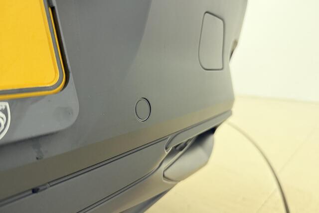 Peugeot 308 1.2T Active Pack Business 130pk | Stoelverwarming | Adaptive Cruise Control | Climate Control | Navigatie | Apple Carplay/Android Auto | AGR bestuurdersstoel | Full LED | Slechts 23 km!