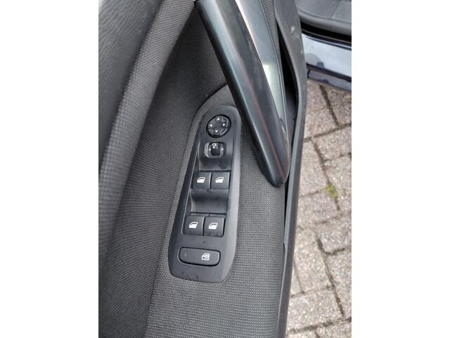 Peugeot 308 SW 1.2 PureT.Blue L. Pr