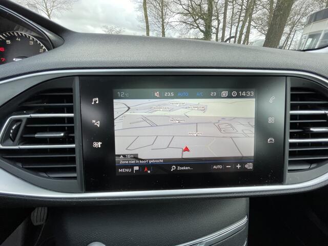 Peugeot 308 SW 1.2T Blue Lease Executive 110PK