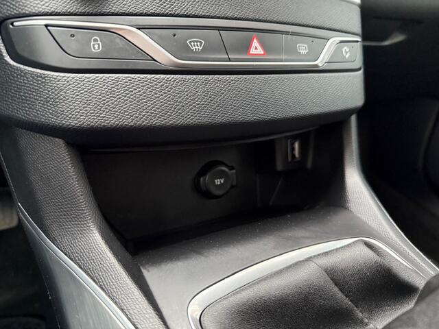 Peugeot 308 SW 1.2 PureT.Blue L. Allure TREKHAAK / DIGI DASH / CAMERA / PDC / L