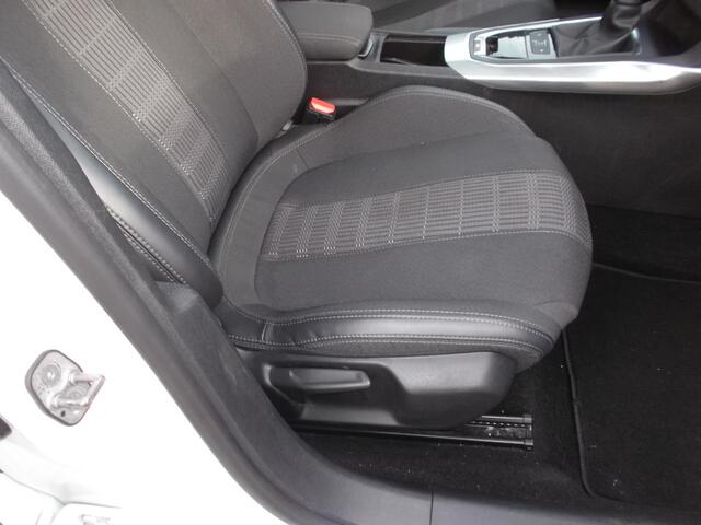 Peugeot 308 SW 1.2 PureTech Blue Lease Premium panodak achteruit cam navi half leer NIEUWE DISTRIBUTIE RIEM