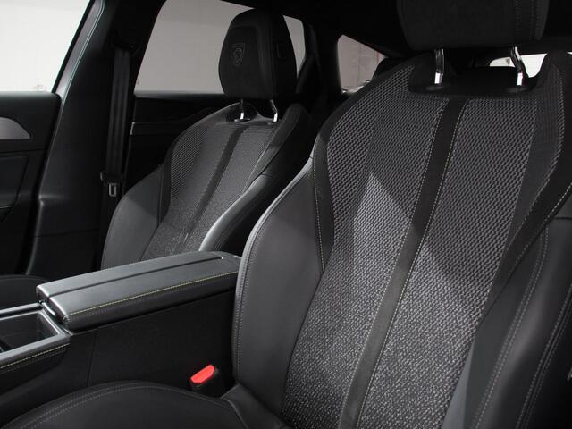 Peugeot 308 1.2 PureTech GT Climate control Adaptive cruise control Parkeersensoren Achteruitrijcamera Navigatie LED Apple Carplay/ Android Auto