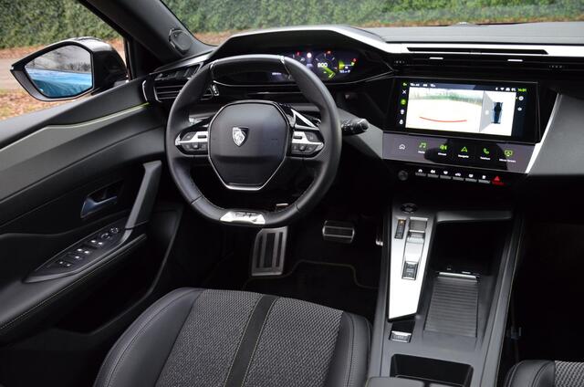 Peugeot 308 1.2 PureTech GT Automaat/Navi.Pdc/Ecc/360 Graden camera/Apple Carplay/Android Auto/matrix LED koplampen/Volledig digitaal instrumentenpaneel