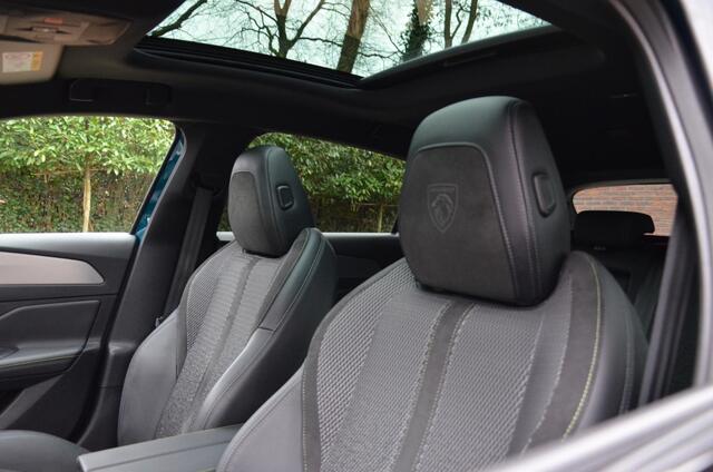 Peugeot 308 1.2 PureTech GT Automaat/Navi.Pdc/Ecc/360 Graden camera/Apple Carplay/Android Auto/matrix LED koplampen/Volledig digitaal instrumentenpaneel