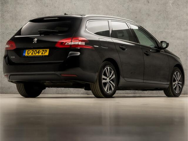 Peugeot 308 SW 1.2 PureTech Premium Sport (PANORAMADAK, APPLE CARPLAY, GROOT NAVI, KEYLESS, CAMERA, GETINT GLAS, SPORTSTOELEN, LM VELGEN, LANE ASSIST, NIEUWSTAAT)