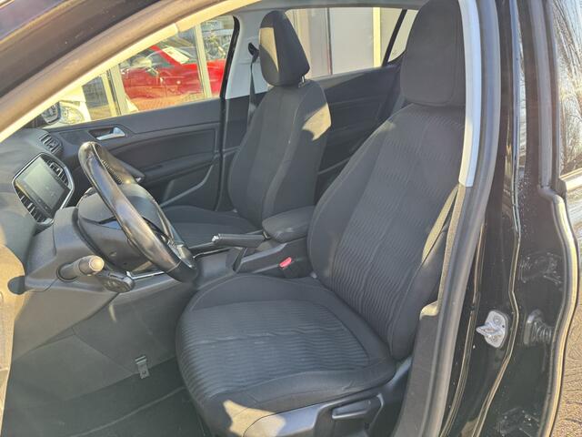 Peugeot 308 1.2 PureTech Blue Lion*Panoramadak*Navigatie*EXPORTPRIJS*