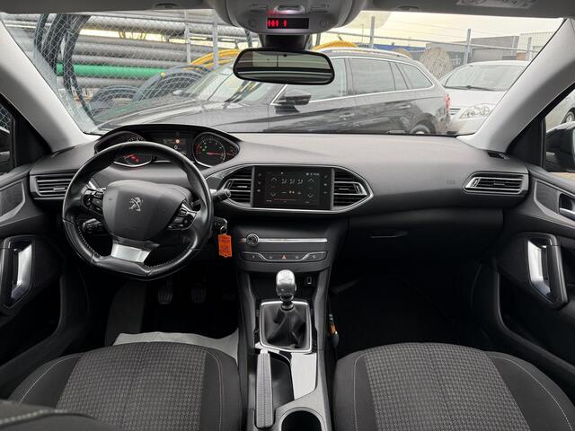 Peugeot 308 SW 1.2 PureTech Blue Lease Executive NIEUWE KOPPELING VLIEGWIEL