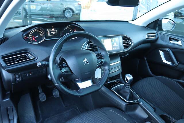 Peugeot 308 SW 1.2 PT BLUE LEASE EXECUTIVE | PANO | CARPLAY | CRUISE | BLIS | CLIMATE