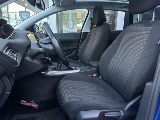 Peugeot 308 SW 1.2 PureTech Blue Lease Executive | Trekhaak | Adaptive Cruise Control | Parkeercamera/-sensoren | Navigatie | Climate Control |