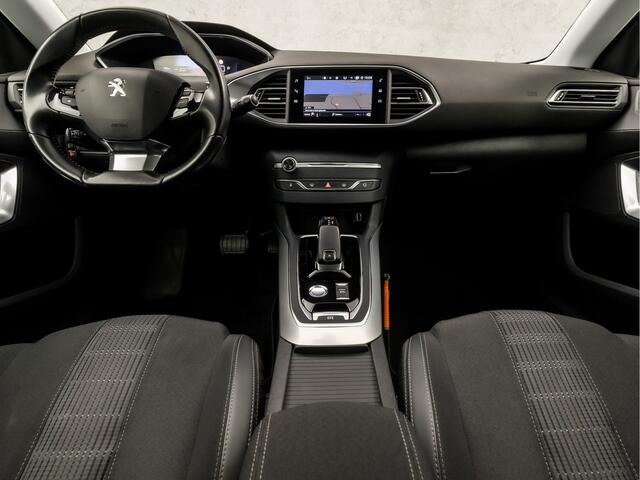 Peugeot 308 SW 1.2 PureTech Sport Automaat 131Pk (VIRTUAL COCKPIT, APPLE CARPLAY, LEDER, STOELVERWARMING, MASSAGE, 360 CAMERA, KEYLESS, TREKHAAK, NIEUWSTAAT)