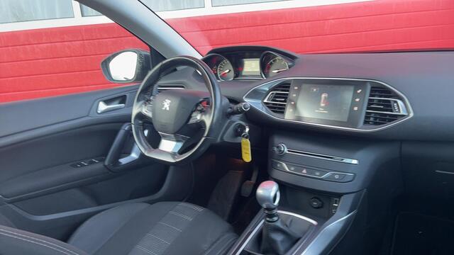 Peugeot 308 SW 1.6 BlueHDI Blue Lease Premium Pack FULL LED / PANORAMADAK / CAMERA / DEALER OH / NAVI / CLIMA / PDC / BLUETOOTH / CRUISE / NL-AUTO