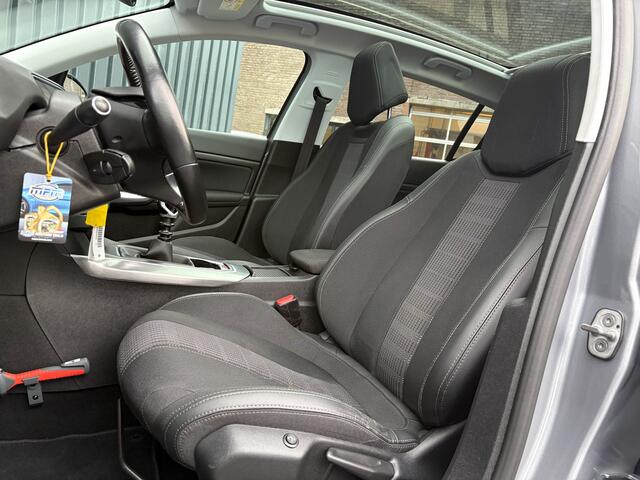 Peugeot 308 1.2 PureTech 130Pk Blue Lease Premium | Camera | Panodak | Stoelverw. | Prijs Rijklaar!!