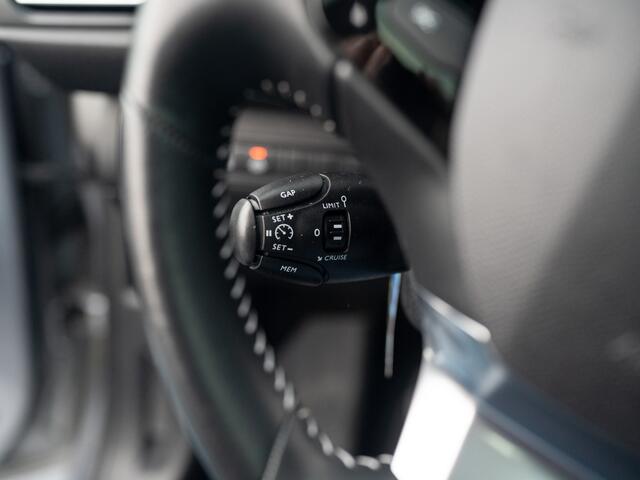 Peugeot 308 1.2 PureTech 130Pk Blue Lease Premium | Camera | Panodak | Stoelverw. | Prijs Rijklaar!!