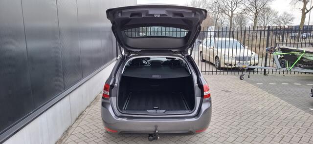 Peugeot 308 SW 1.2 PT Blue Lion 1Eig PANO Dealerondr NAP PDC