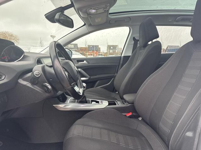 Peugeot 308 SW 1.6 BlueHDI Allure | 120 pk | Trekhaak | Pano Dak |