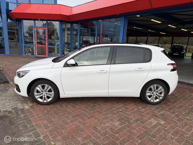 Peugeot 308 1.2 PureTech Blue Lease Executive APPLE CARPLAY!