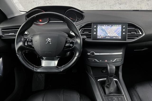 Peugeot 308 SW 1.2 PureTech Blue Lease Premium | Leder | LED | Camera | Stoelverwarming