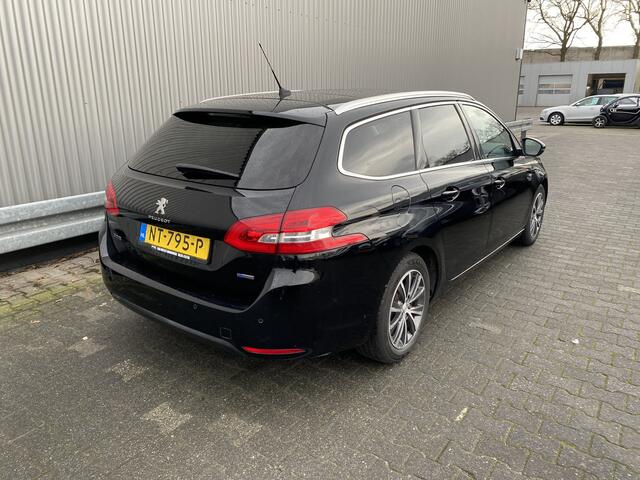 Peugeot 308 SW 1.2 PureTech Allure Clima, Pano, CC, Navi, PDC & Cam. LED-dagrij, Bluetooth, LM, - Inruil Mogelijk -