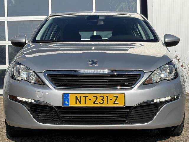 Peugeot 308 1.2 PureTech Active 110pk | Audio-navigatie full map | Cruise control | Electronic climate control | Lichtmetalen velgen 16" | Parkeersensor achter | Trekhaak | Dealer onderhouden!