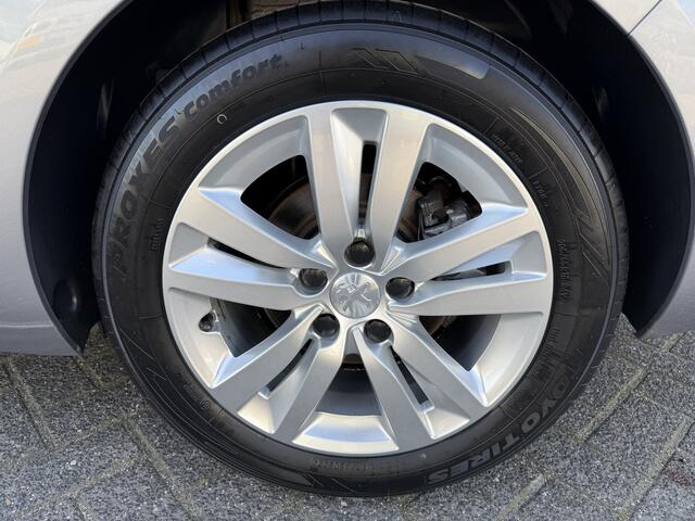 Peugeot 308 SW 110pk Allure (Automatische Airco - Navigatie - Parkeersensoren - Apple Carplay - Lichtmetalen velgen)
