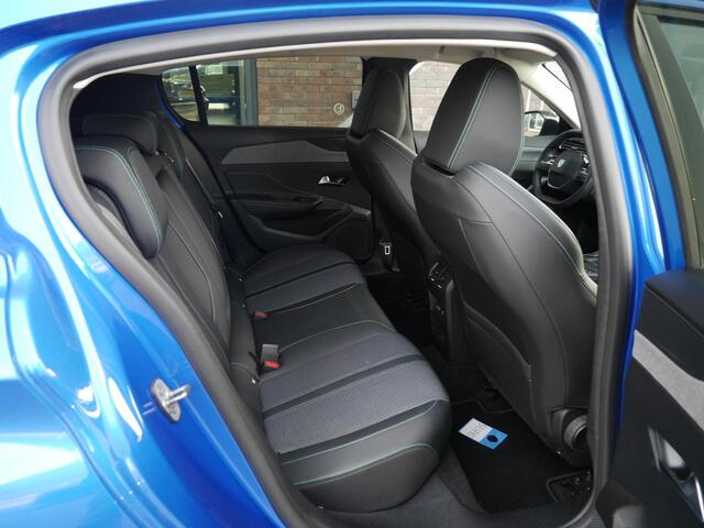 Peugeot 308 1.2 PureTech Allure Pack Business | Parkeersensoren v+a | Achteruitrijcamera | Keyless entry en start | 17 inch Lichtmetalen velgen | Apple Carplay/Android Auto | Led verlichting