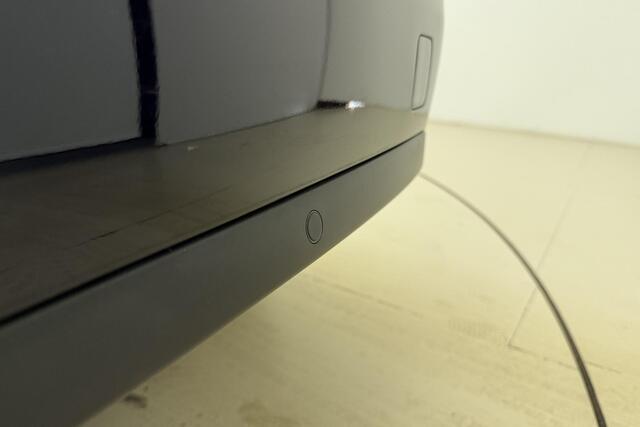 Peugeot 308 1.2 PureTech Blue Lease Premium 1e Eigenaar l Dealer Onderhouden l Panoramadak l Camera l Adaptive Cruise Control l DAB l Apple Carplay & Android Auto l Bluetooth l Half Leer/Half Stof