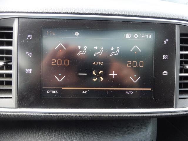 Peugeot 308 1.2 PureTech Blue Lease Executive Trekhaak | Pano | LMV | LED | Navi | Cruise