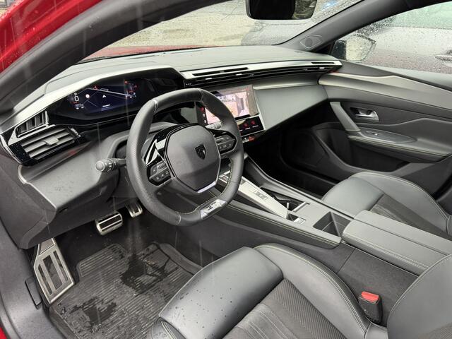 Peugeot 308 *** 130 PK *** GT *** Automaat *** * Navigatie * AGR Elektrisch en Verwarmde Stoel * Achteruitrij Camera * Keyless Start & Entry * Stuurverwarming * Vingerhoets; Vierde Generatie Eersteklas Service. Al meer dan 100 jaar een begrip in de Brabantse Kempen.