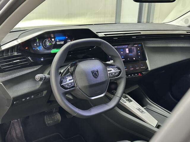 Peugeot 308 1.6 Plug-in Hybrid 180 Allure | Acc | Camera | Winter pack |