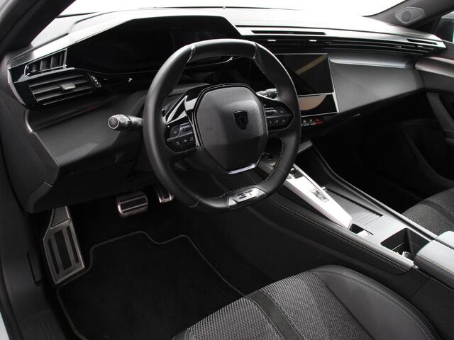 Peugeot 308 1.2 PureTech GT DEMO ! Climate control Adaptive cruise control Parkeersensoren Achteruitrijcamera Navigatie LED Apple Carplay/ Android Auto