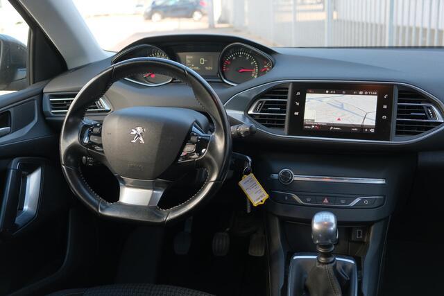 Peugeot 308 SW 1.2 PureTech 130pk Allure | Navi | Cruise | Trekhaak | Climate | PDC