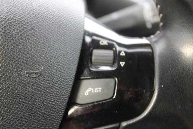 Peugeot 308 SW 1.2 PureTech Active//Navi//Carplay//Trekhaak!!