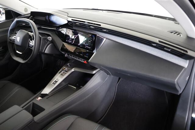 Peugeot 308 1.2 PureTech Allure / LED / Navi / CarPlay / ACC / CAM / AUT