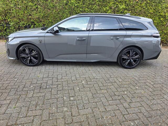 Peugeot 308 1.6 Plug-in Hybrid 180 GT 360 Massage Nieuwstaat