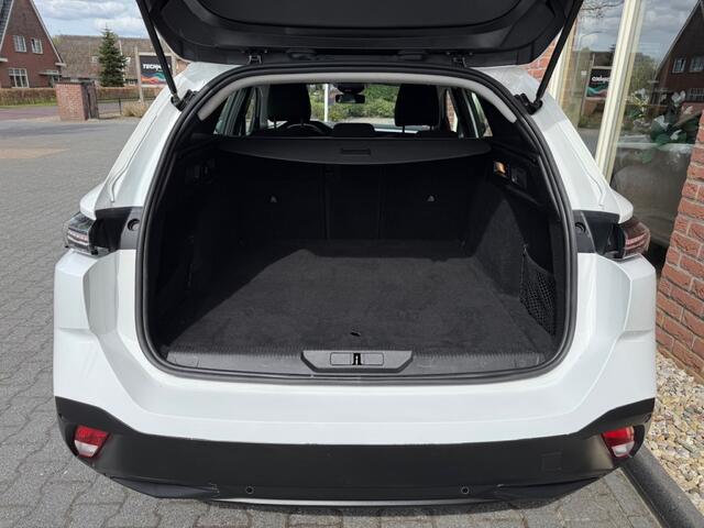 Peugeot 308 SW 1.2 PT Act. Pack Bns Automaat CARPLAY / ANDROID / DAB+ / RIJKLAA