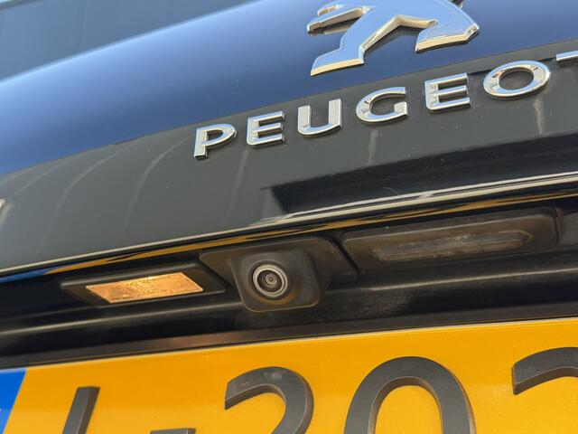 Peugeot 308 SW 1.2 PureTech Blue Lease Allure | Trekhaak | Navigatie | Camera | Apple Carplay/Android auto | stoelmassage + verwarming | dodehoek detect.