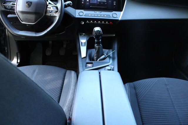 Peugeot 308 SW 1.5 BlueHDi Active Pack Business Plaat van een auto!!!!