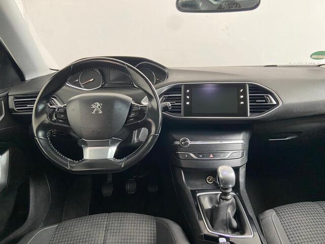 Peugeot 308 SW 1.2 PureTech Blue Lease Executive