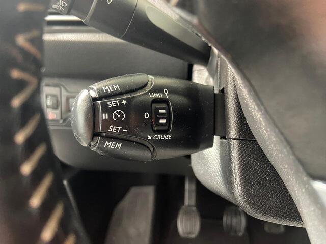 Peugeot 308 SW 1.2 PureTech Blue Lease Executive