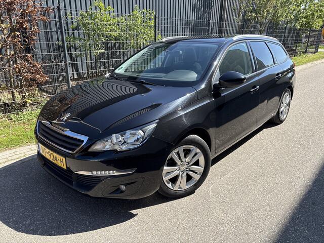 Peugeot 308 SW 1.2 PureTech Blue Lease Executive / NAVI / PANORAMADAK / CRUISE / 149dkm! NAP!