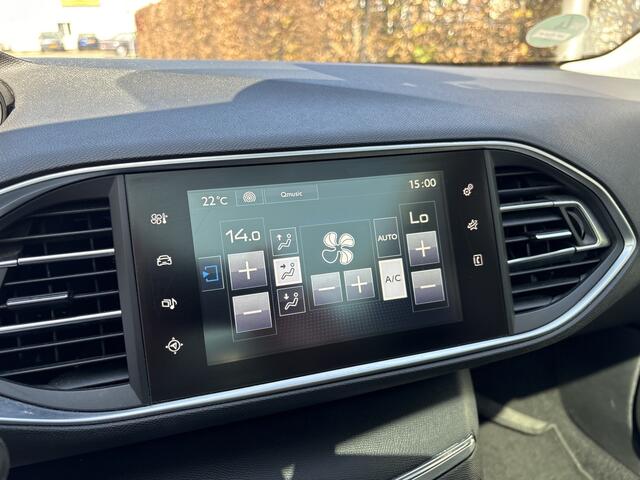 Peugeot 308 SW 1.2 PureTech Blue Lease Executive / NAVI / PANORAMADAK / CRUISE / 149dkm! NAP!
