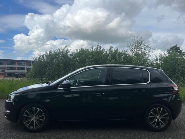 Peugeot 308 1.2 PureTech Blue Lease Premium
