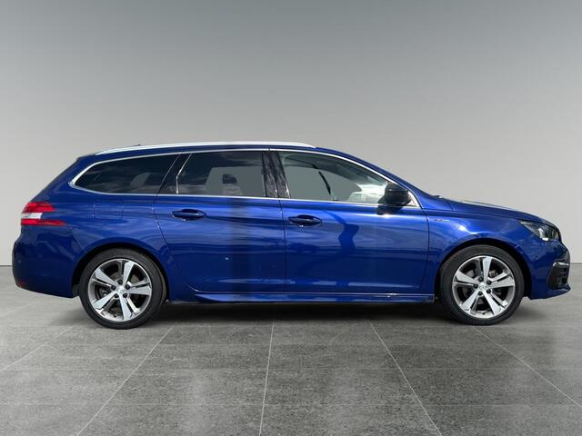 Peugeot 308 SW GT-Line 1.2 Turbo 130pk | PANODAK | STOELVERW. | KEYLESS ENTRY | MASSAGE | CD-SPELER | TREKHAAK |