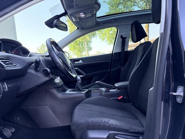 Peugeot 308 SW 1.2 PureT - pano - airco - cruise - navi - nap! - trekhaak -